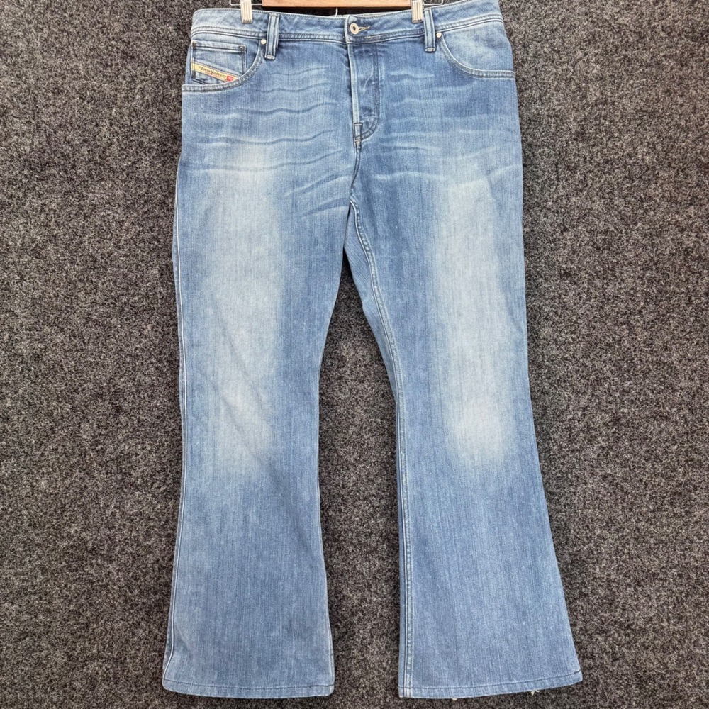 Diesel Zaf Bootcut Jeans Mens 38x32 Light Wash Blue Denim Low Rise 0072J